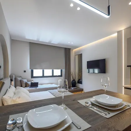 Loena Luxury * Thessaloniki